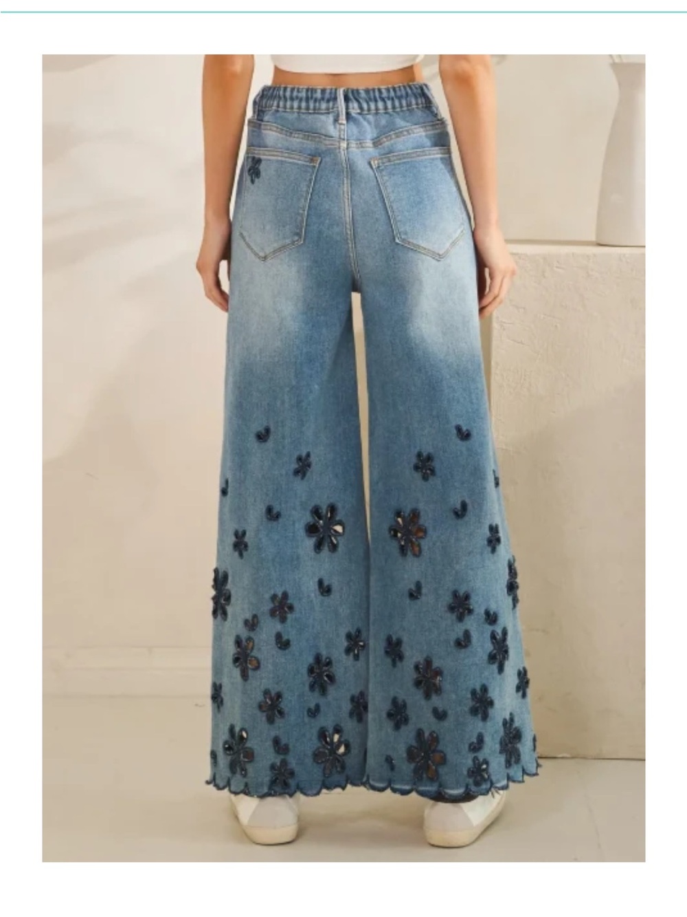 Oli & Hali Light Blue Wide-Leg Jeans with Dark Blue Floral Appliqué